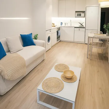 Center Whit Terrace *